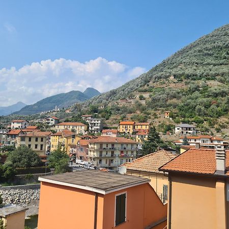 Casa Baciccia Lägenhet Badalucco Exteriör bild