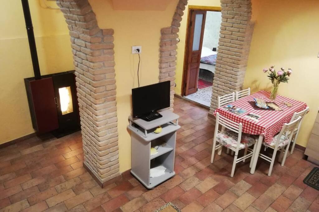 Casa Baciccia Lägenhet Badalucco Exteriör bild