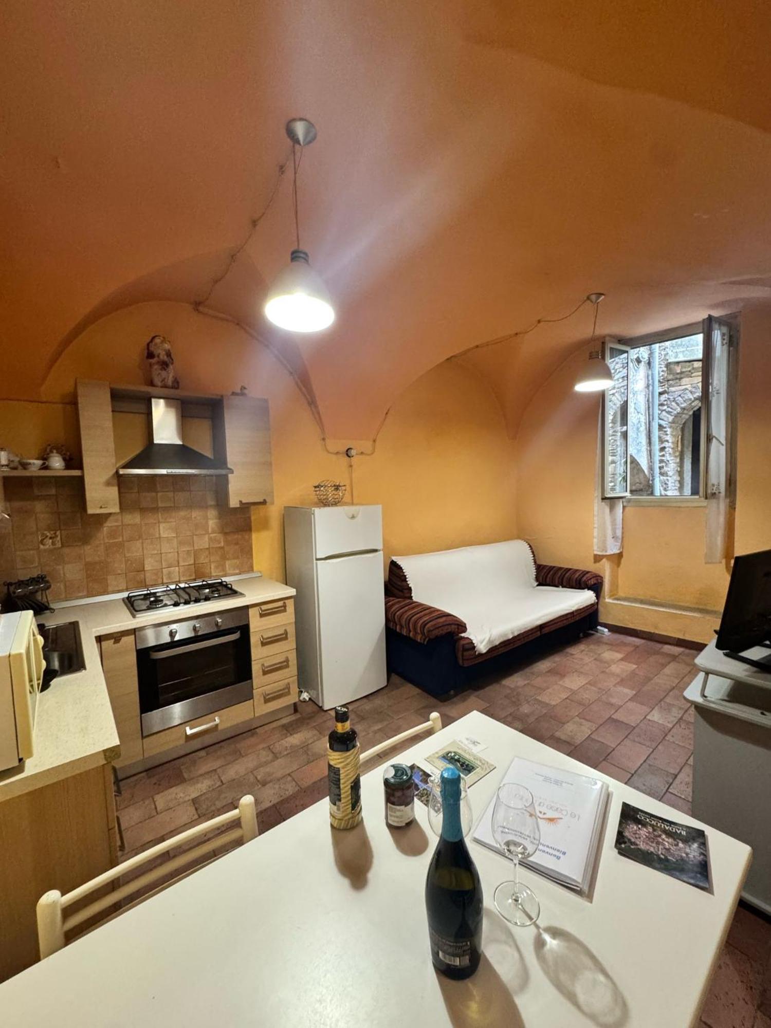 Casa Baciccia Lägenhet Badalucco Exteriör bild